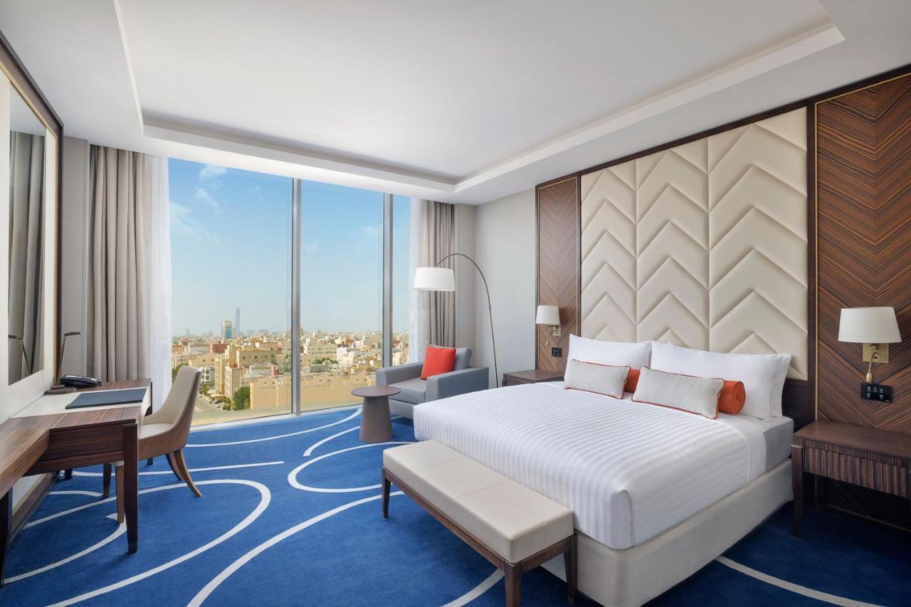 Jeddah Marriott Hotel Madinah Road Buitenkant foto Deluxe King