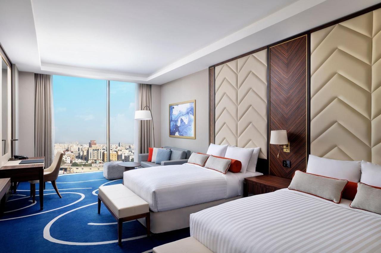 Jeddah Marriott Hotel Madinah Road Buitenkant foto Deluxe Room