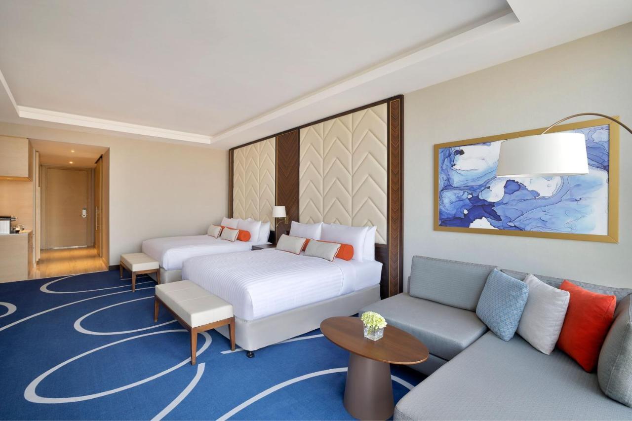 Jeddah Marriott Hotel Madinah Road Buitenkant foto Deluxe Room