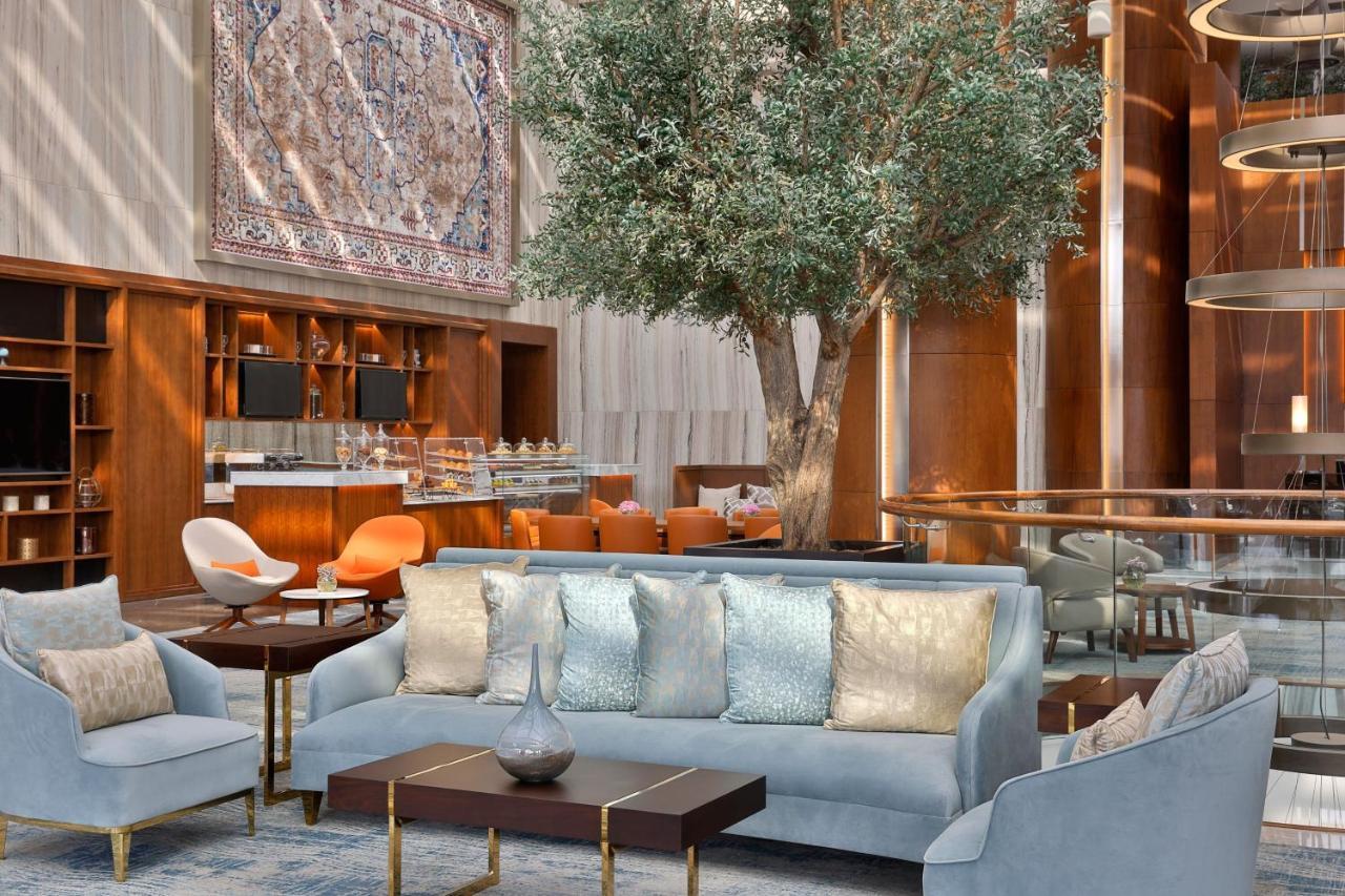 Jeddah Marriott Hotel Madinah Road Buitenkant foto The lobby of the hotel
