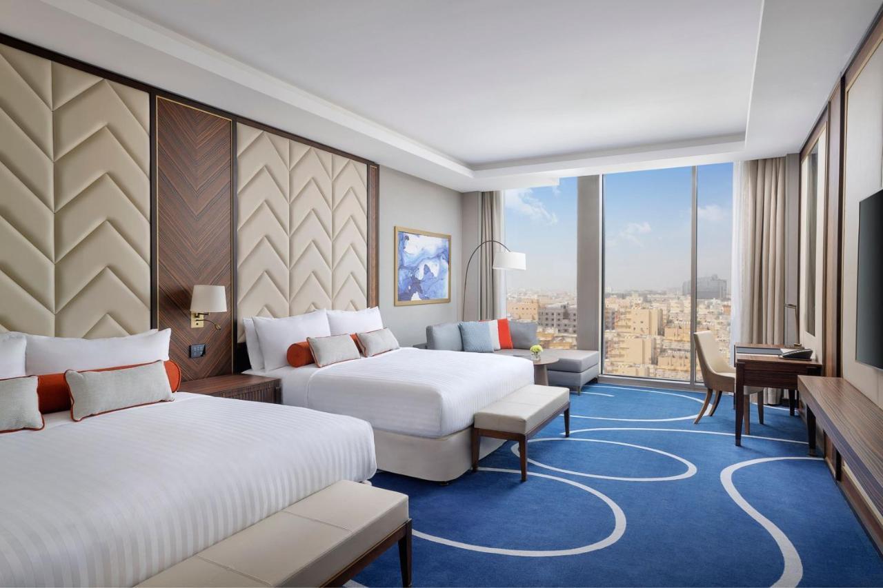 Jeddah Marriott Hotel Madinah Road Buitenkant foto Deluxe Room