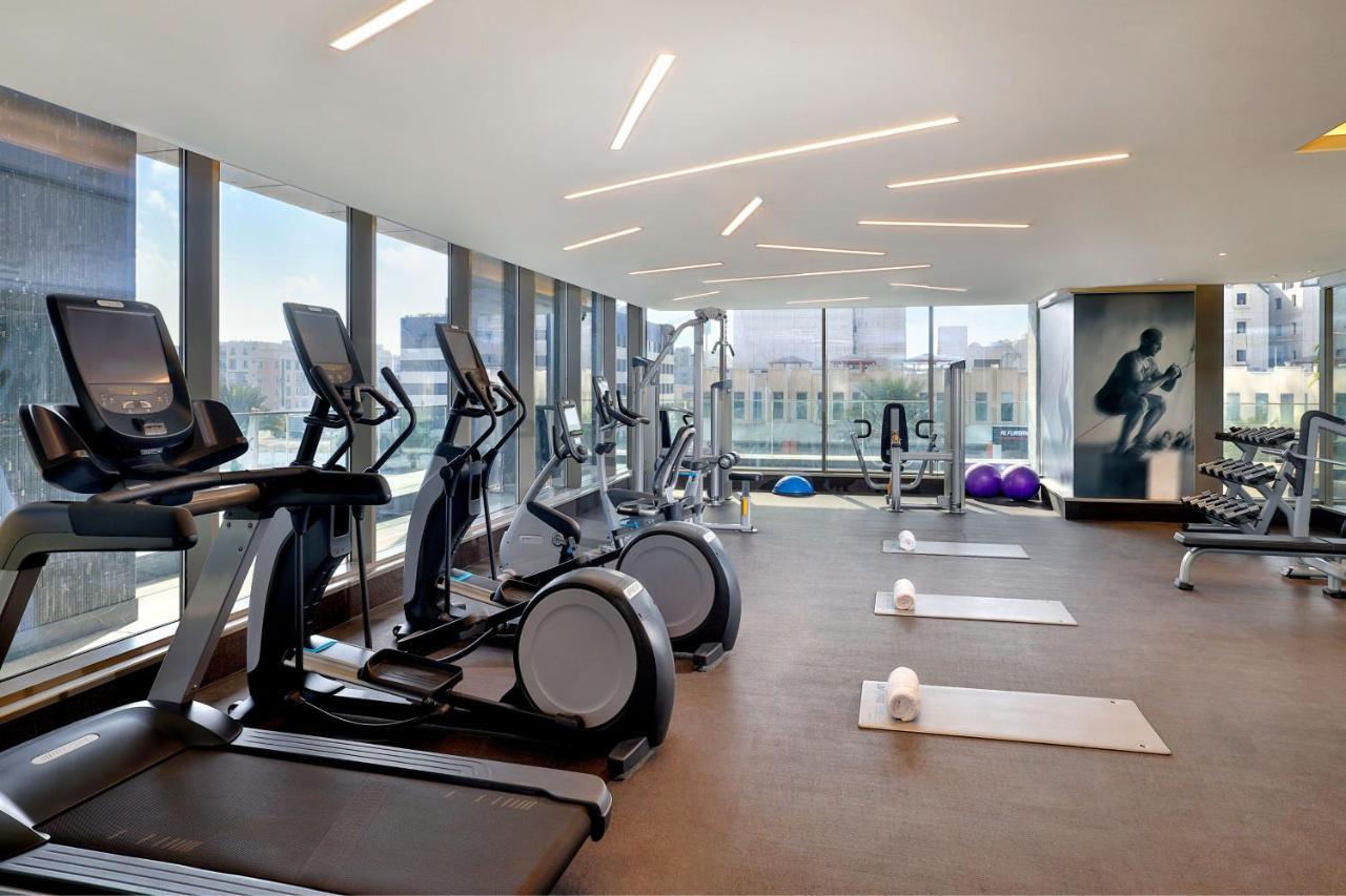 Jeddah Marriott Hotel Madinah Road Buitenkant foto The gym at the hotel