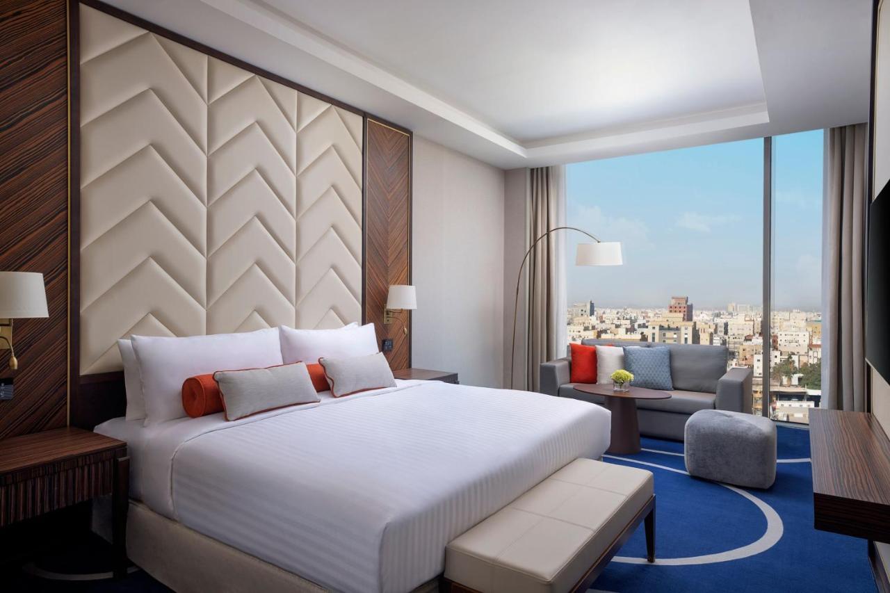 Jeddah Marriott Hotel Madinah Road Buitenkant foto Deluxe King