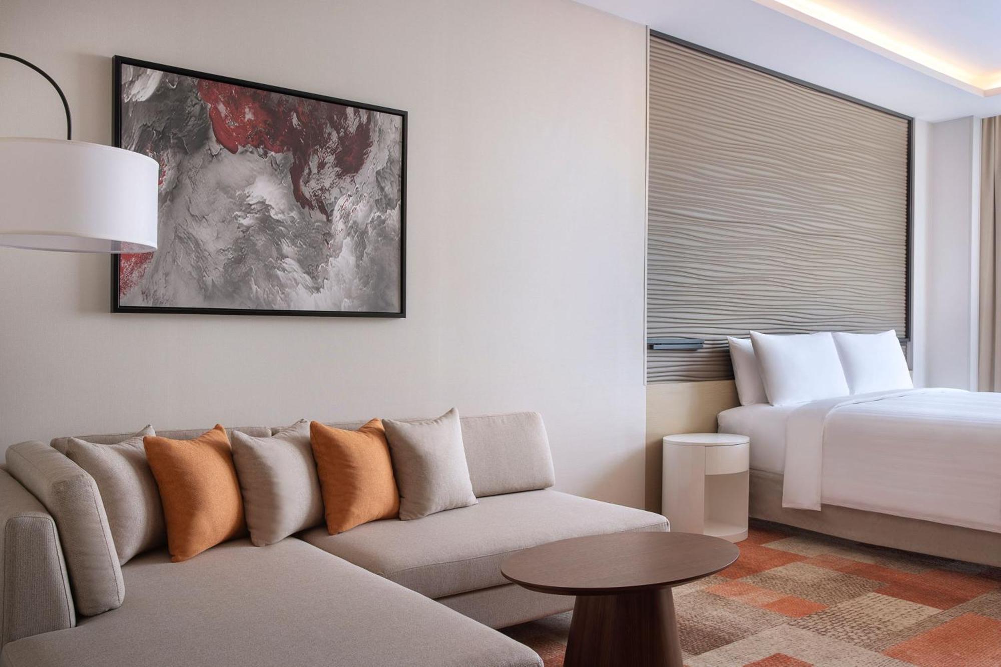 Jeddah Marriott Hotel Madinah Road Buitenkant foto Deluxe Room