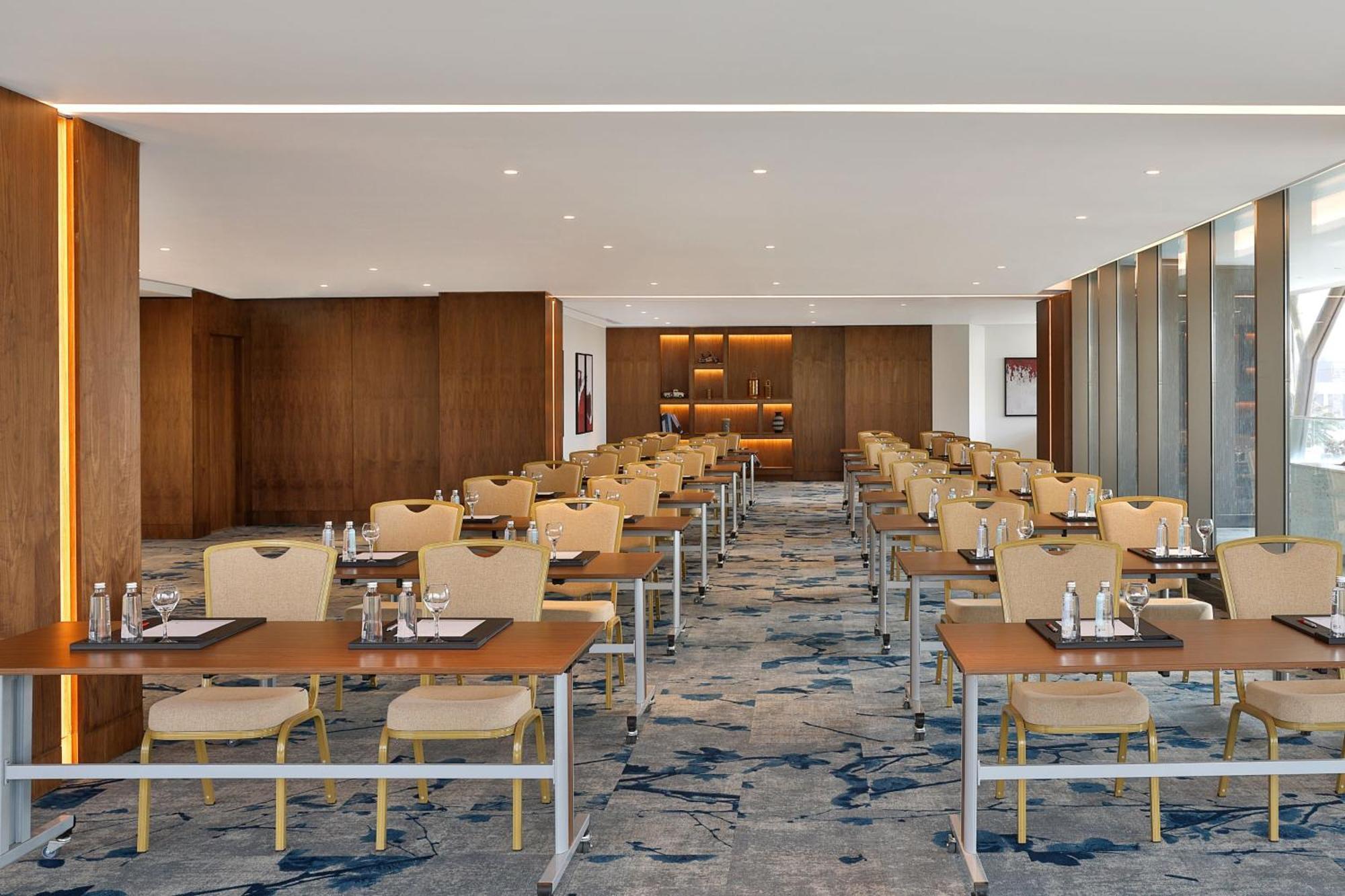 Jeddah Marriott Hotel Madinah Road Buitenkant foto Meeting room